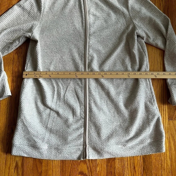 Lightweight jacket - Picture 2 of 4